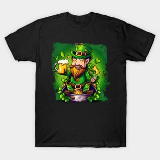 Funny Beer With Leprechaun St Patrick's Day T-Shirt